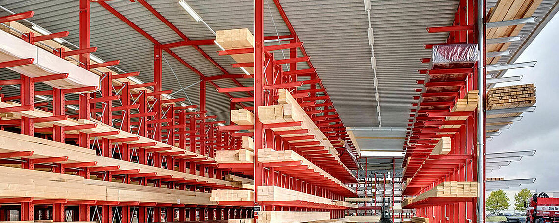 Rack-clad warehouse