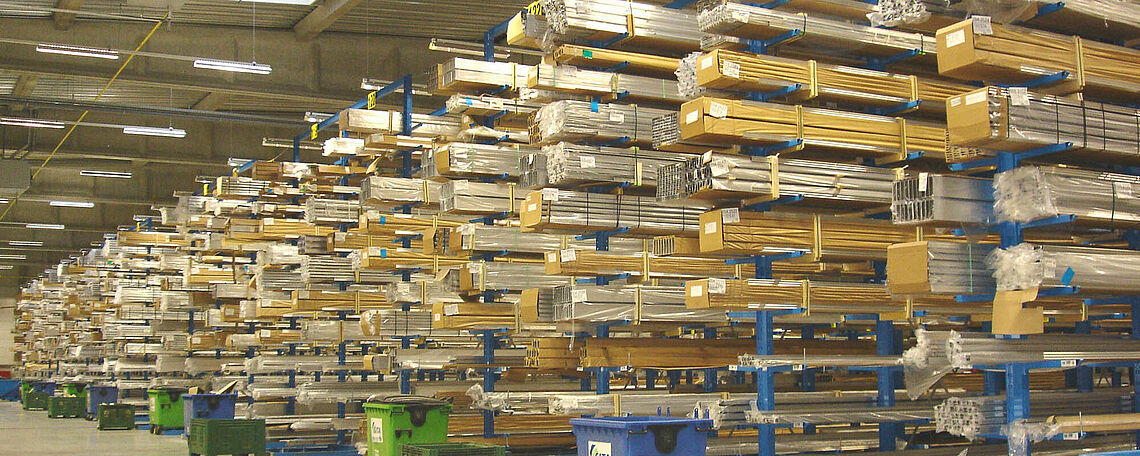 Cantilever racking system OHRA